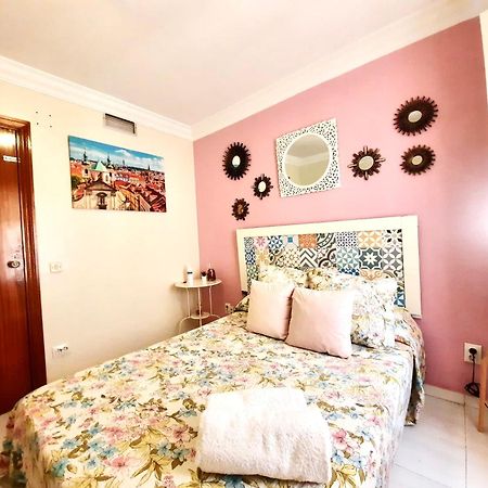 Budget And Cute Rooms With Balcony Sevilla Center Ngoại thất bức ảnh