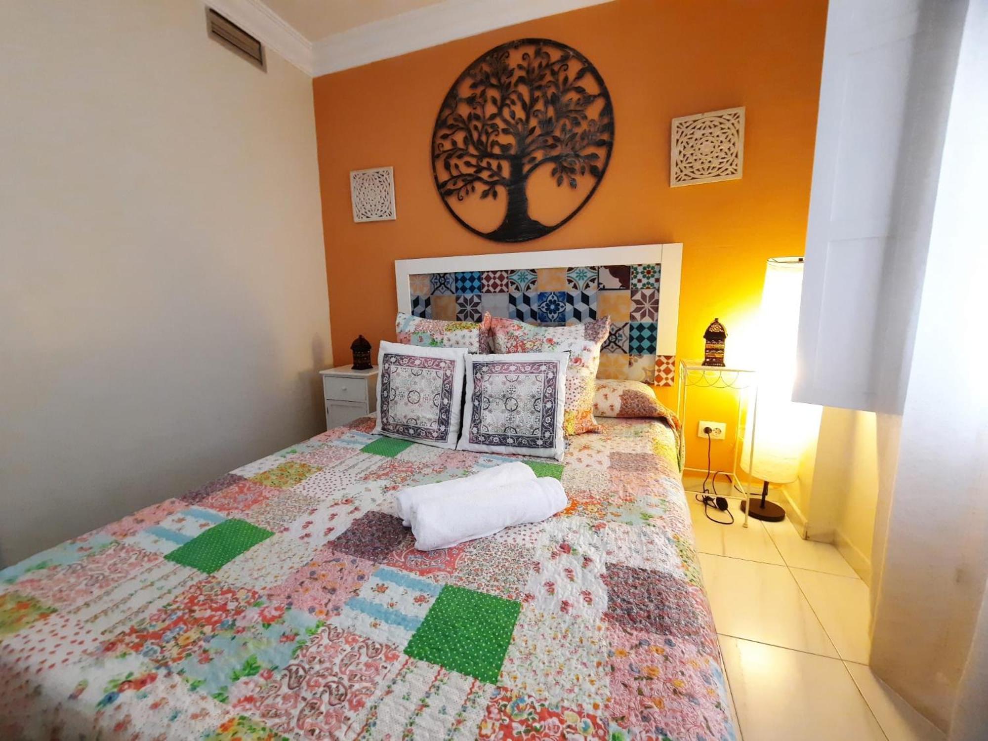 Budget And Cute Rooms With Balcony Sevilla Center Ngoại thất bức ảnh